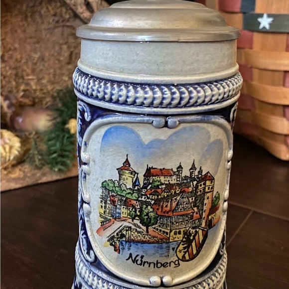 Vintage Ceramic Nurnberg Western Germany Beer/Stein Sei Guter Dinge 14 OZ W/Lid - Picture 7 of 12